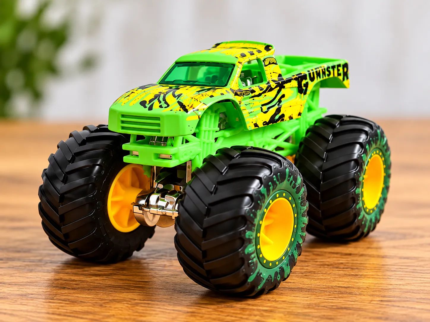 Hot Wheels Gunster Monster Truck verde